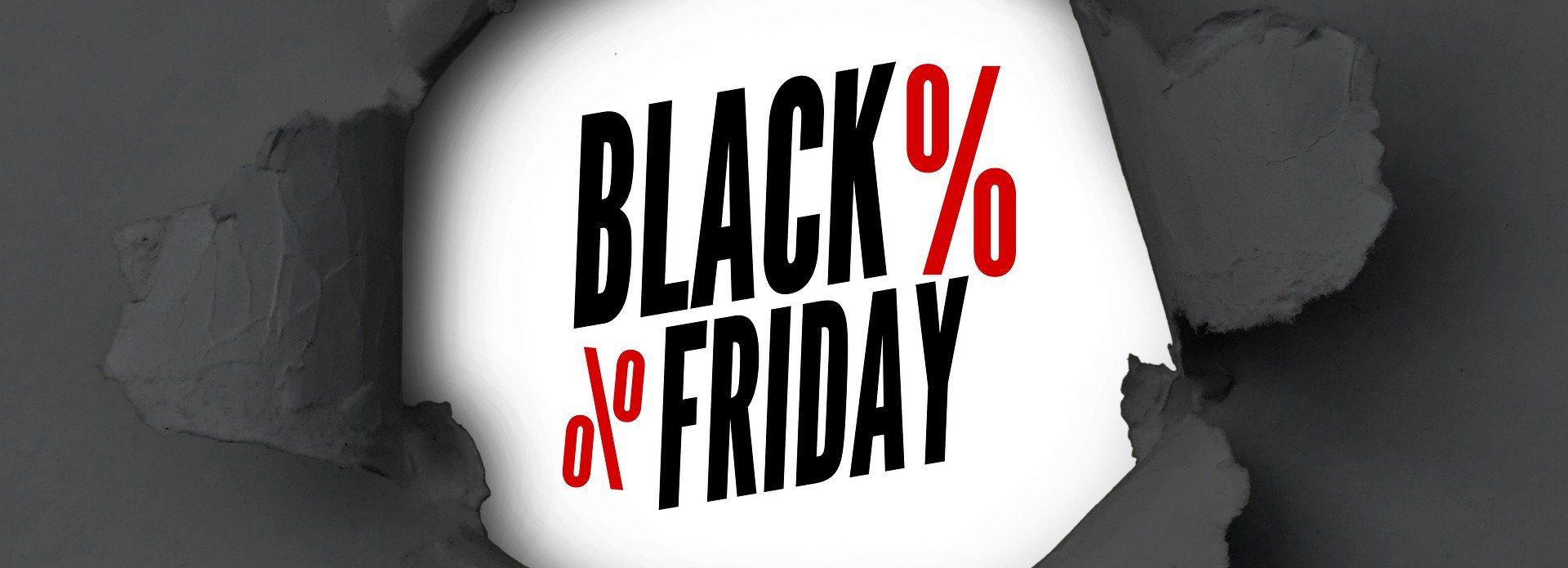 Op 29 november 2019 is het zover : Black Friday 2019. En dat is natuurlijk de gelegenheid om jouw sneaker garderobe eens flink te vernieuwen. Veel sneaker webwinkels hebben speciale uitverkoop en daaroverheen gaat van nog een extra kortingcode voor nog meer korting. De officiele Adidas webshop bijvoorbeeld voert al kortingen tot 50%. De tijd om sneakers aan te schaffen is begonnen. Om ervoor te zorgen dat jij niet te veel betaald voor jouw nieuwe sneakers hebben we alle acties en kortingscodes voor jou op een rij gezet. Daarmee wordt Black Friday 2019 sneakershoppen wel heel aantrekkelijk.