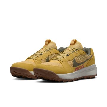 Nike ACG Lowcate Solar Flare/Zwart/Light Bone/Cargo Khaki (DM8019-700)