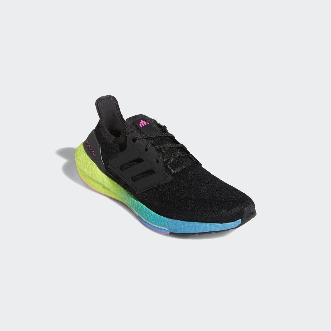 adidas Ultraboost 22 Core Black / Core Black / Carbon (GV8829)
