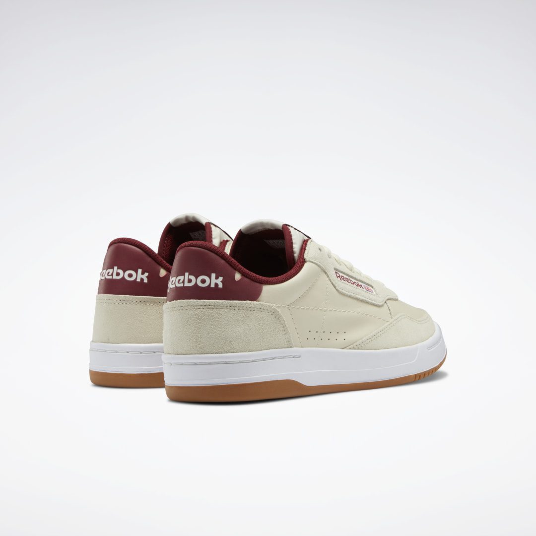 Reebok Court Peak Schoenen Alabaster / Classic Burgundy / Alabaster