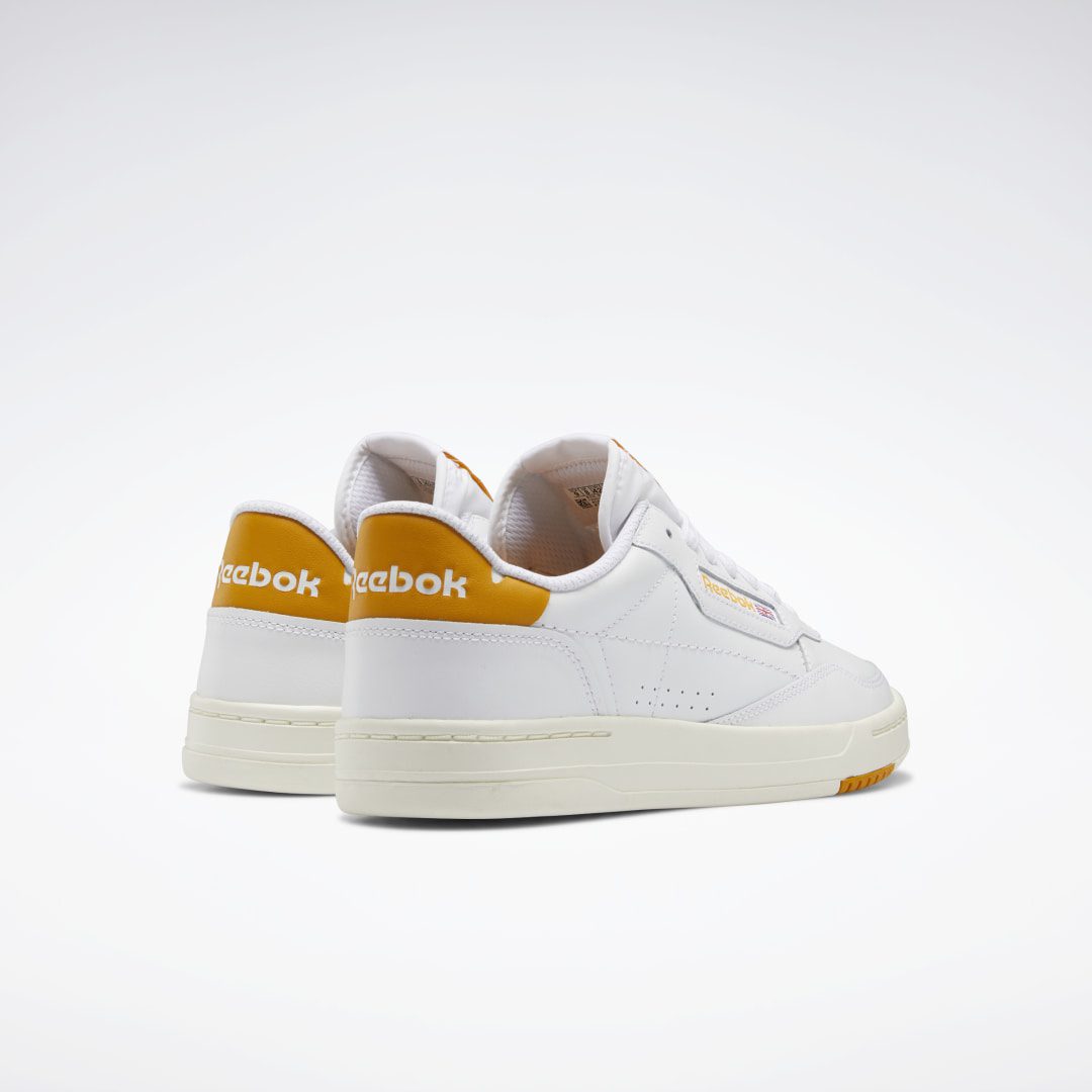 Reebok Court Peak Schoenen Cloud White / Chalk / Bright Ochre