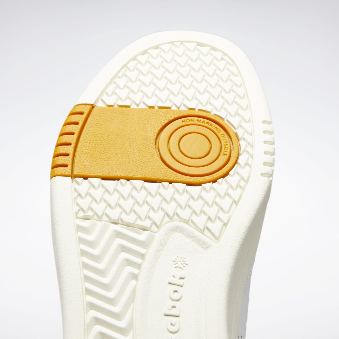 Reebok Court Peak Schoenen Cloud White / Chalk / Bright Ochre