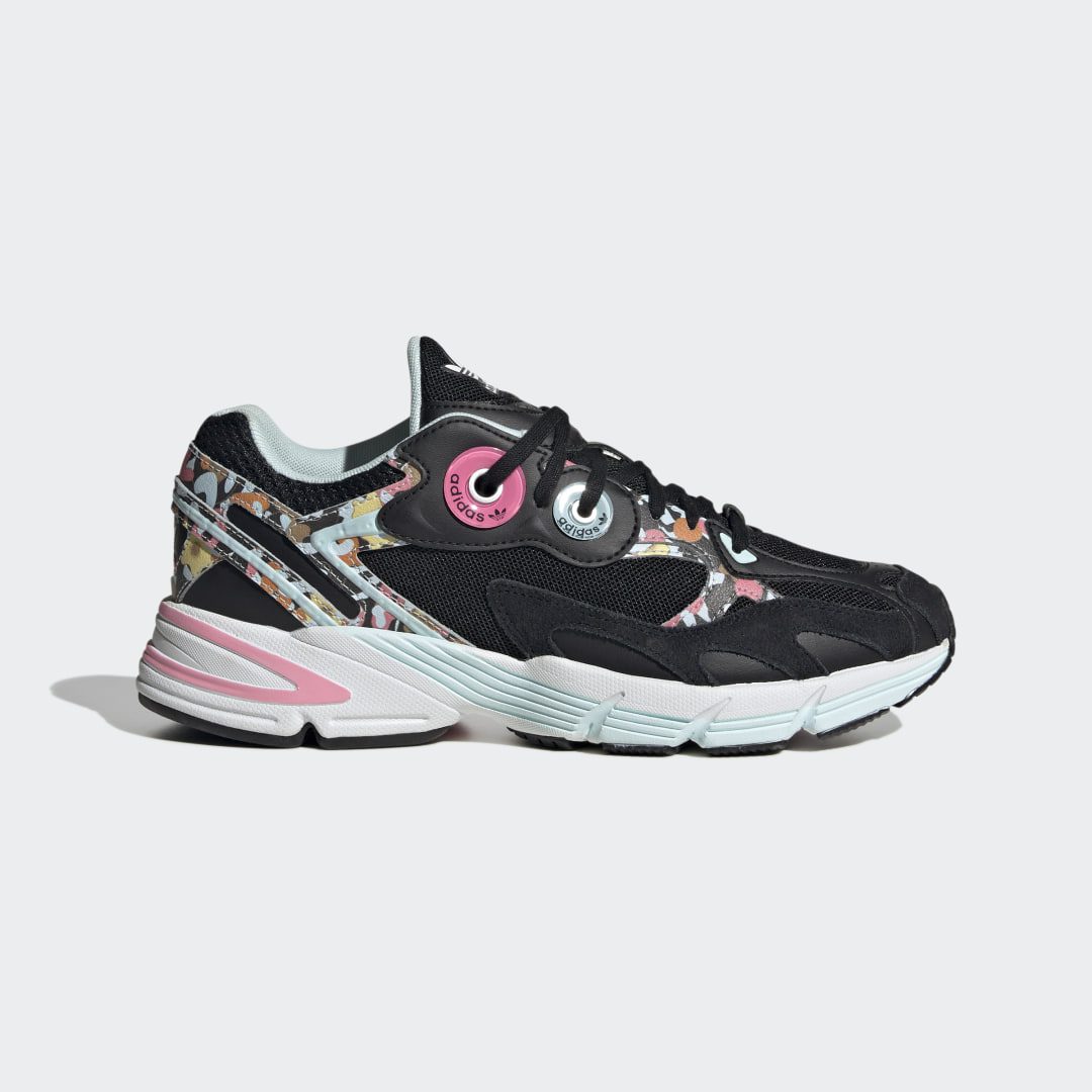 adidas Astir Core Black / Almost Blue / Bliss Pink (HR0091)