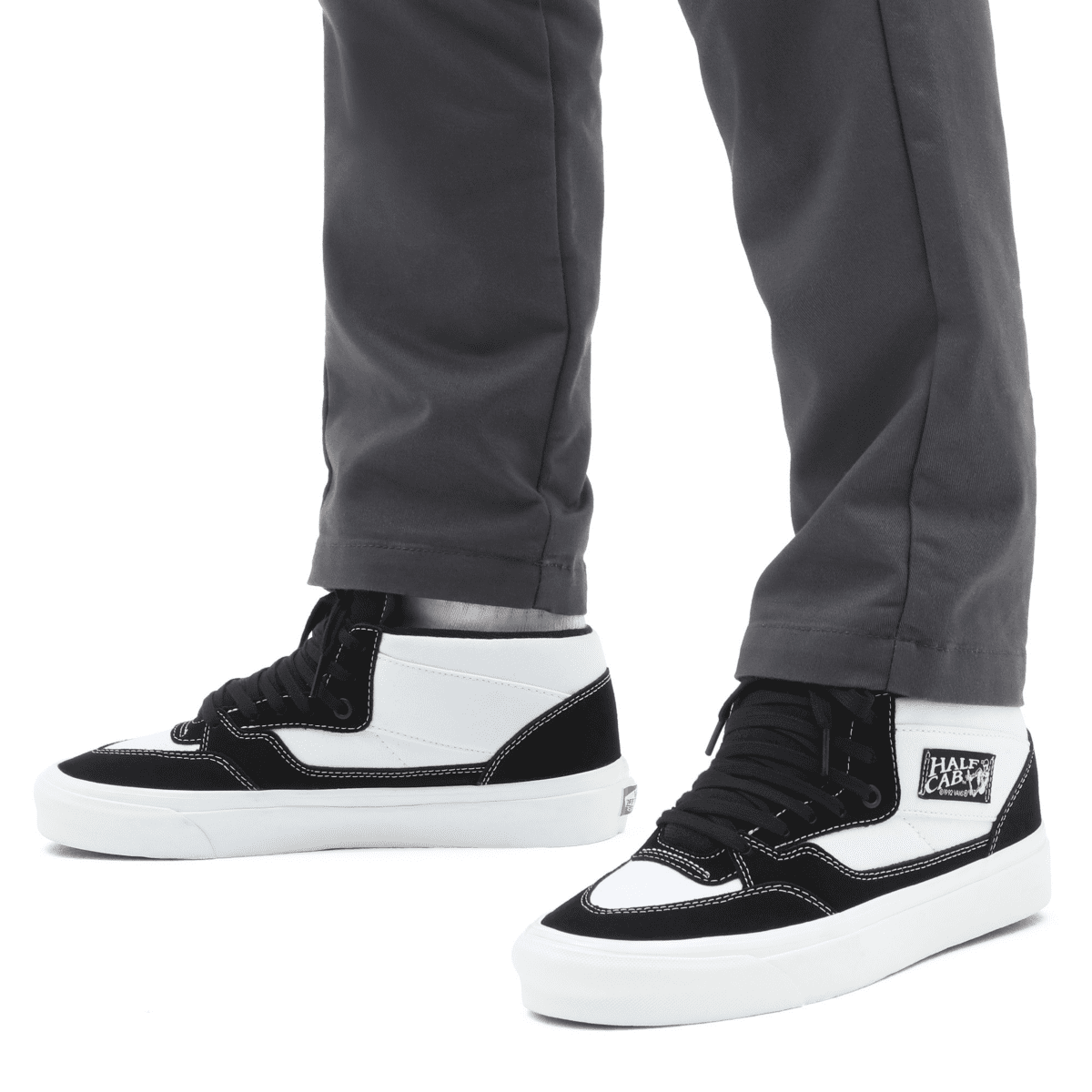 VANS Half Cab 33 Dx Zwart (VN0A5KX6BA2)