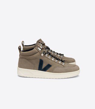Veja RORAIMA NUBUCK MOONROCK NAUTICO (QR1302673)