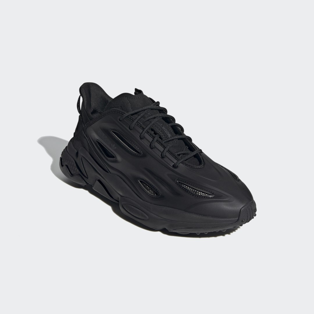 adidas OZWEEGO Celox Core Black / Core Black / Grey Five (GZ5230)