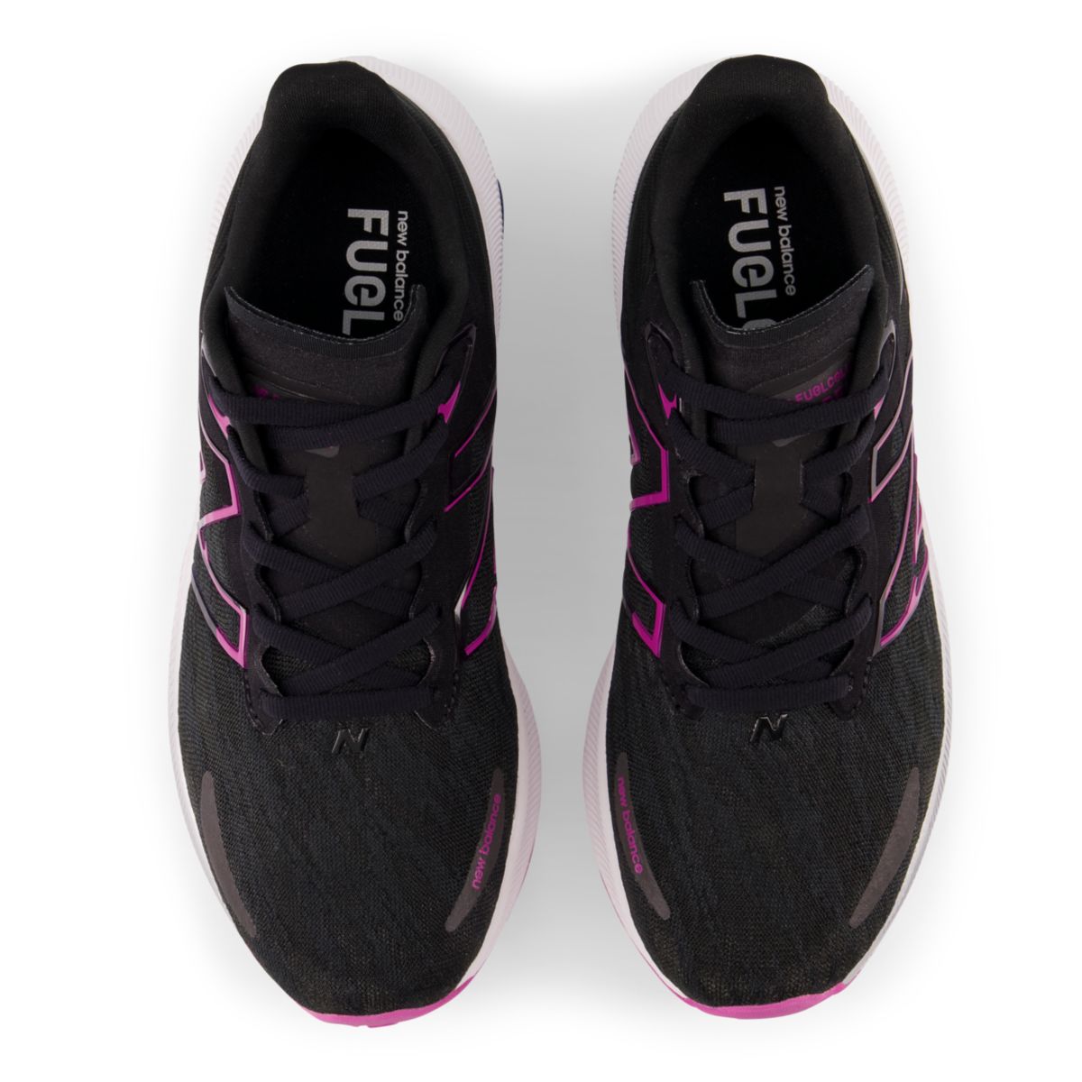 New Balance FuelCell Propel V3 Black / Magenta Pop (WFCPRV3-39824)