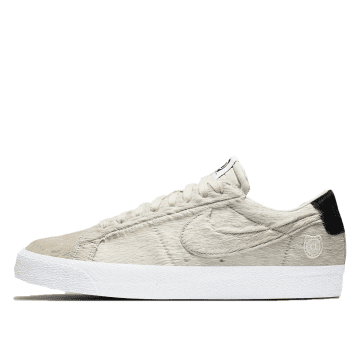 Nike SB Blazer Low Medicom Toy (CZ4620-200)
