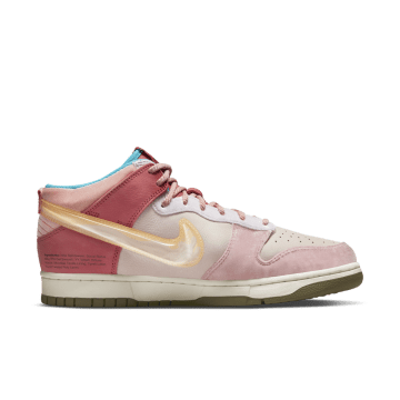 Nike x Social Status Free Lunch Dunk Mid Strawberry Milk (DJ1173-600)