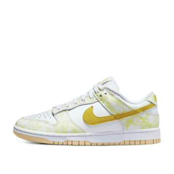 Nike Dunk Low WMNS Yellow Strike (DM9467-700)