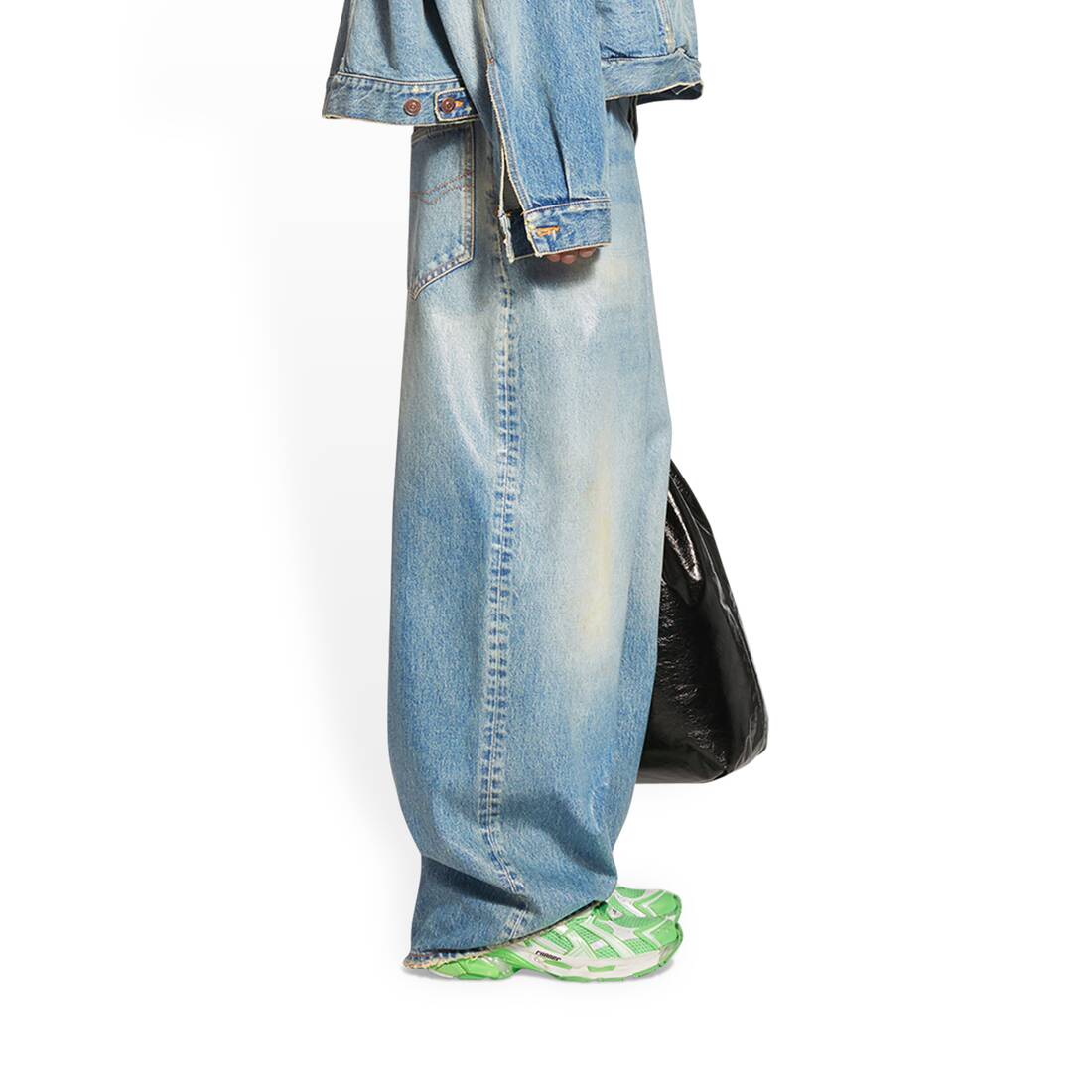 Balenciaga Runner Trainers Fluo Green (677403W3RBM3590)