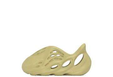 Yeezy Foam RNNR Sulfur (Infants) (HP5348)