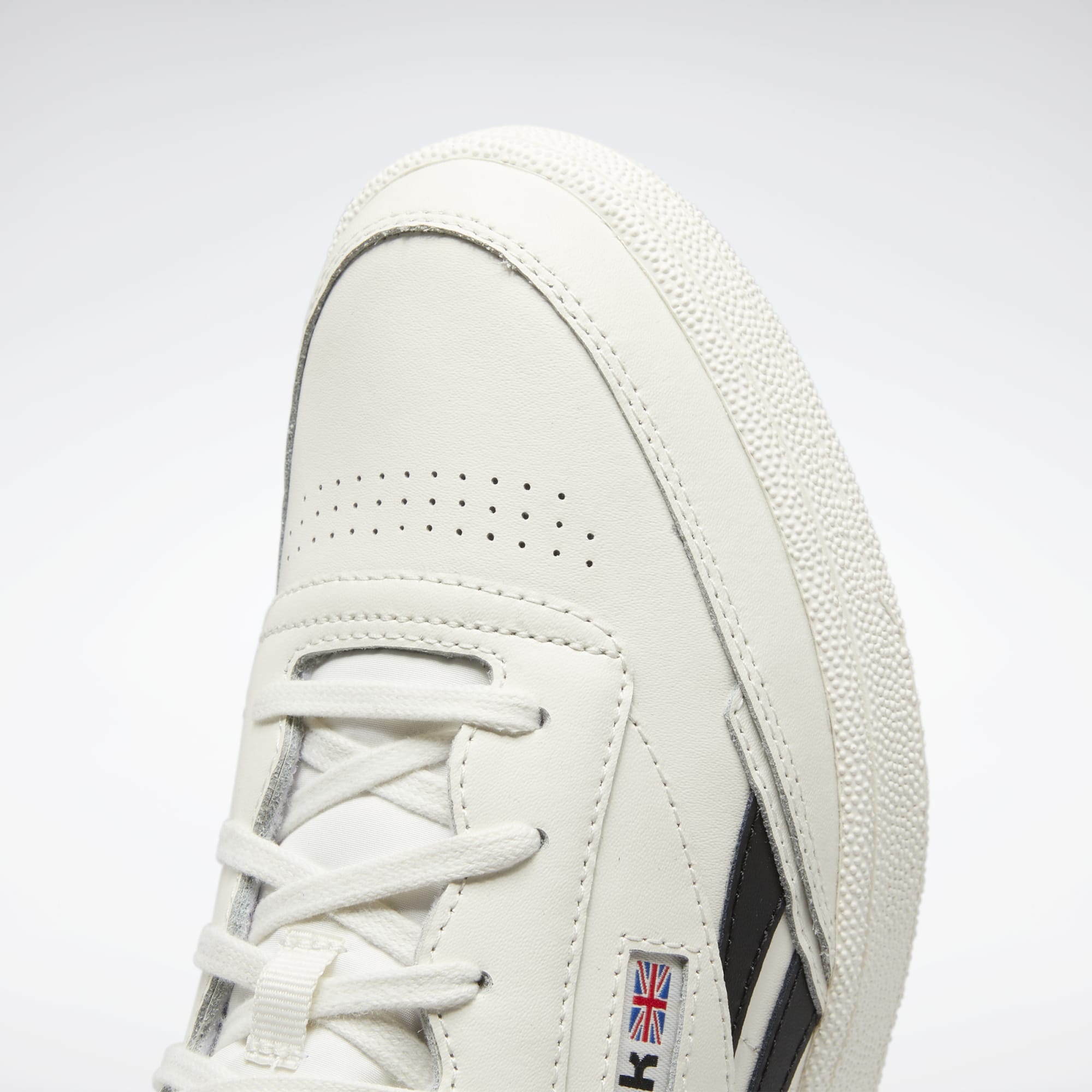 Reebok Club C Mid II Revenge Chalk / Core Black / Bold Purple (GY9691)