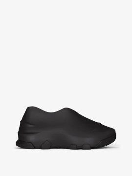 Givenchy Monumental Mallow low shoes in rubber (BHZ013H113-001)