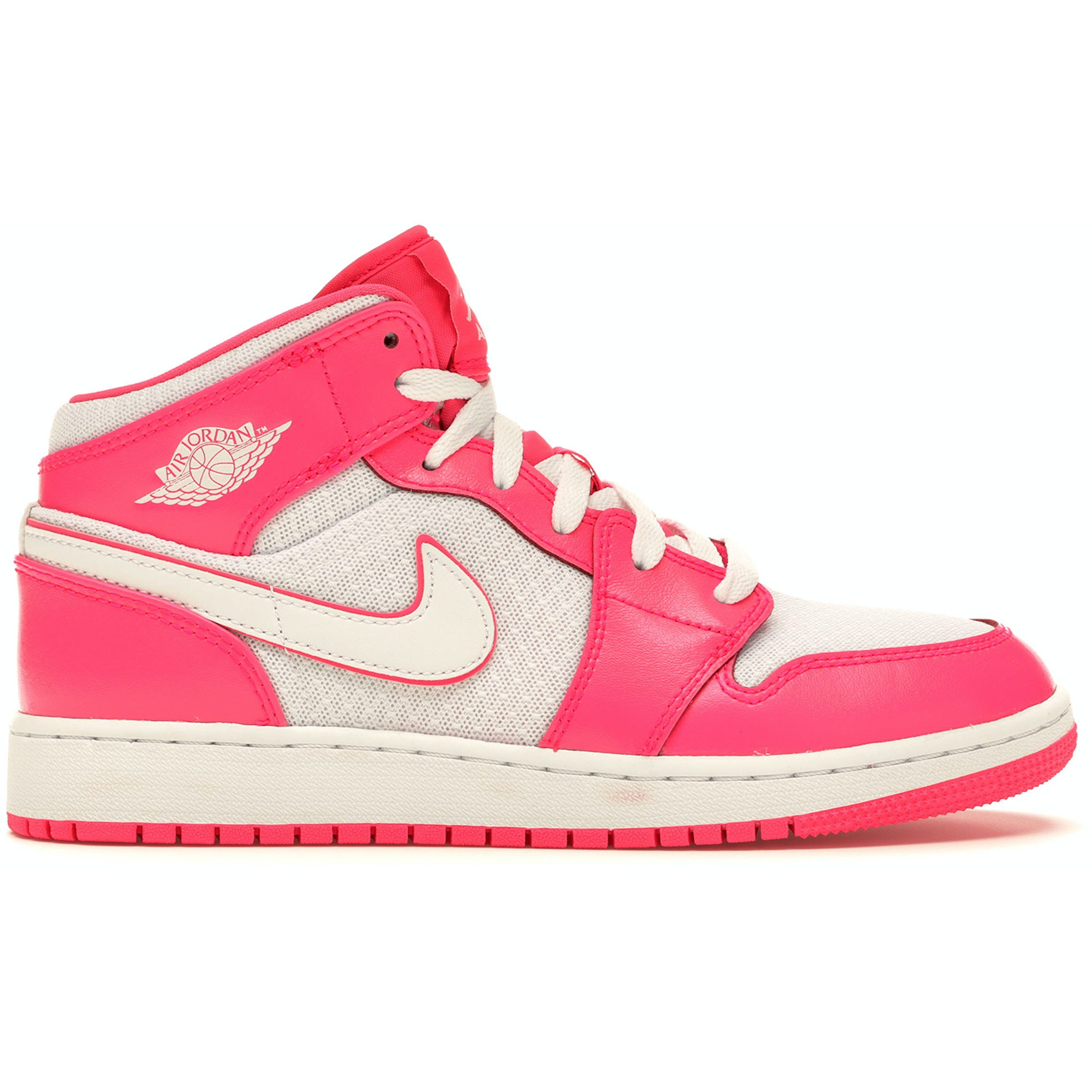 nike air zoom tempo next price