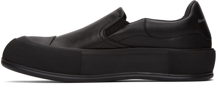 Alexander McQueen Black Deck Skate Plimsoll Sneakers (654595WHZT8)