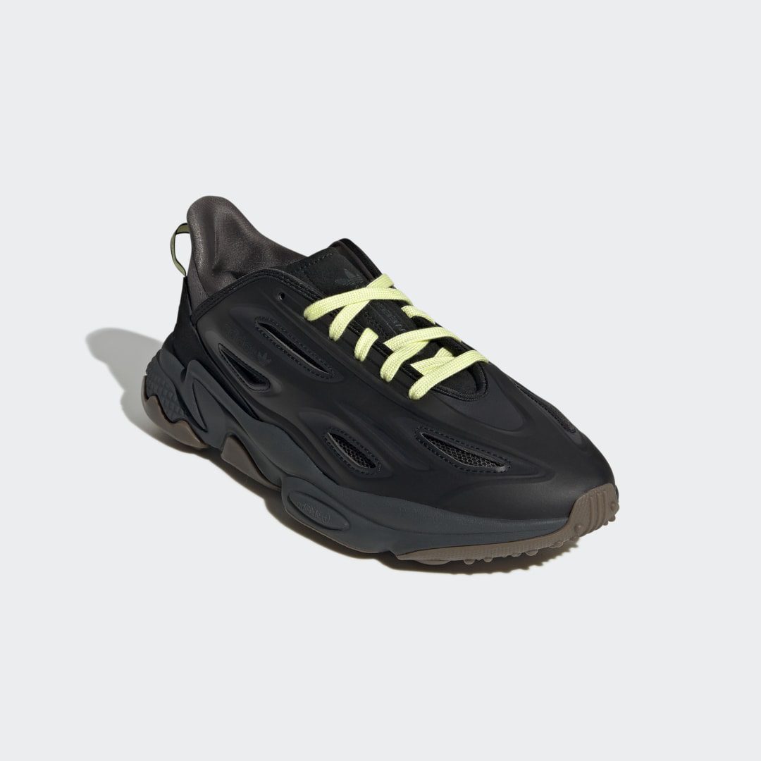 adidas OZWEEGO Celox Core Black / Core Black / Pulse Yellow (H04235)