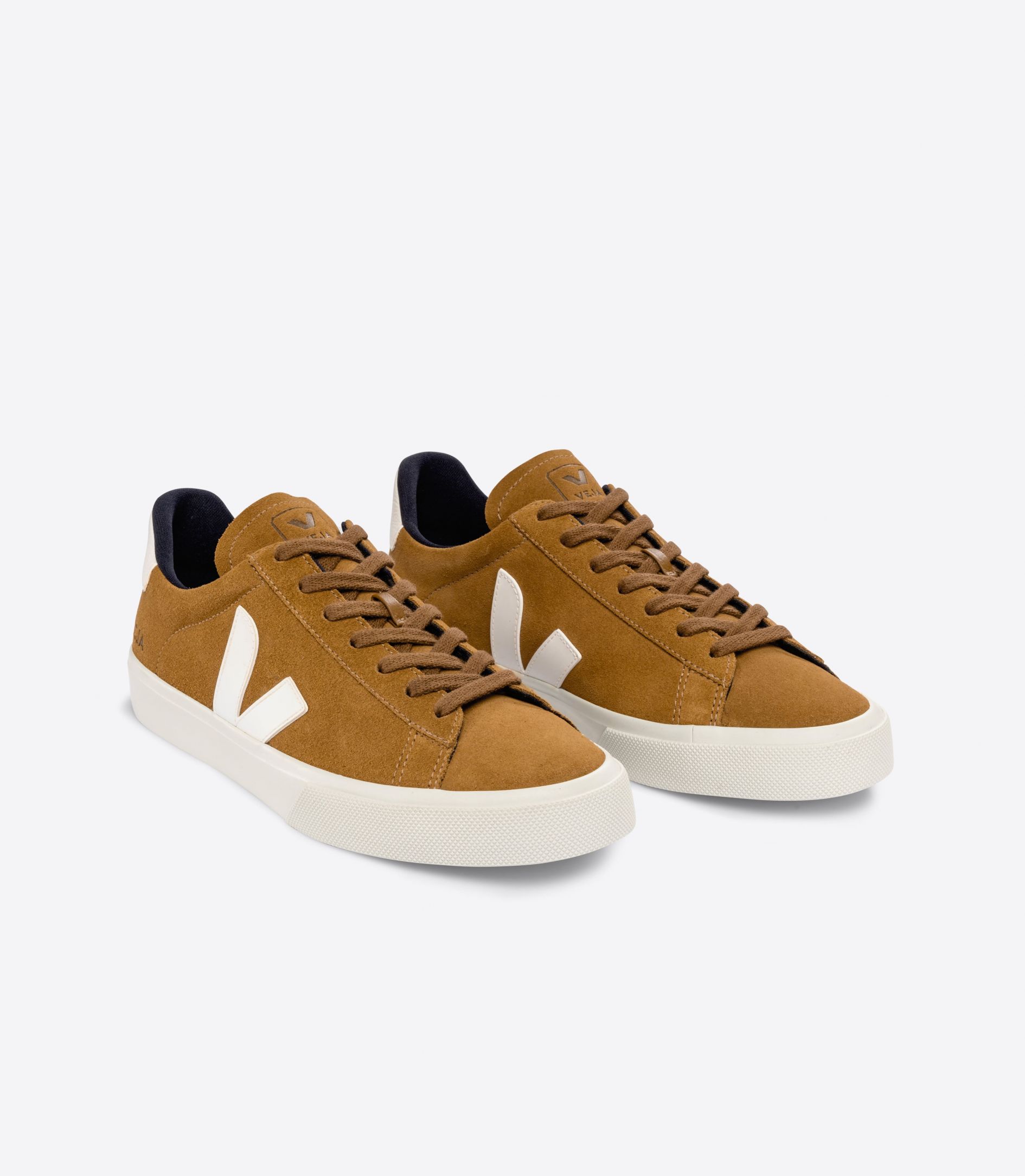 Veja CAMPO SUEDE CAMEL WHITE (CP0303160A)