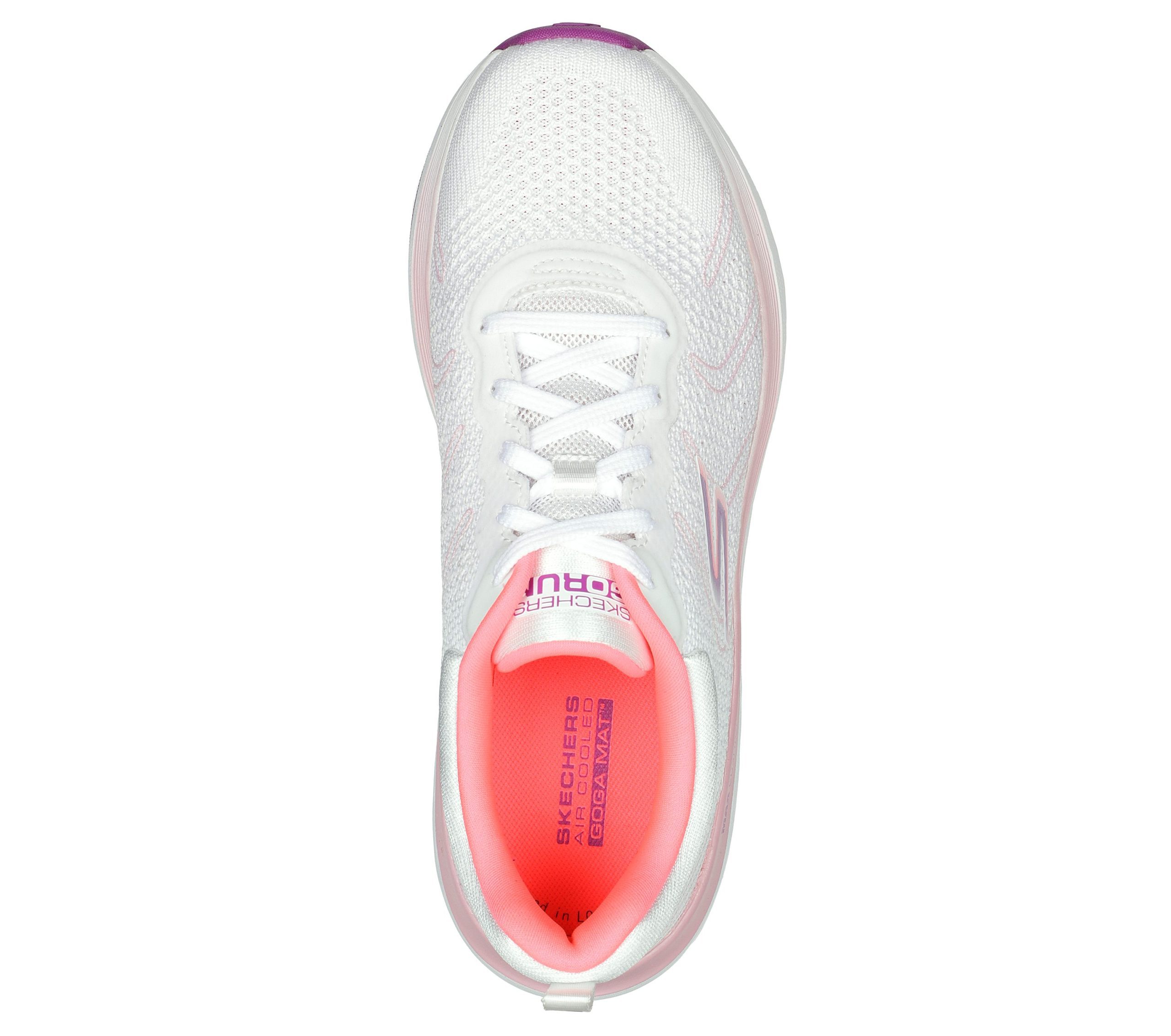 Skechers Skechers Max Cushioning Delta – Wit / Koraal (129120-WCRL)