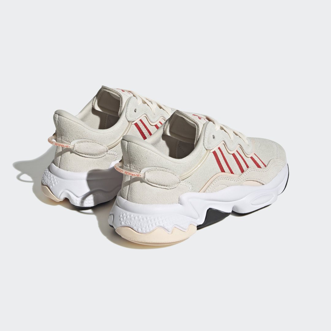 adidas OZWEEGO Off White / Wonder White / Bliss Orange (HQ1634)