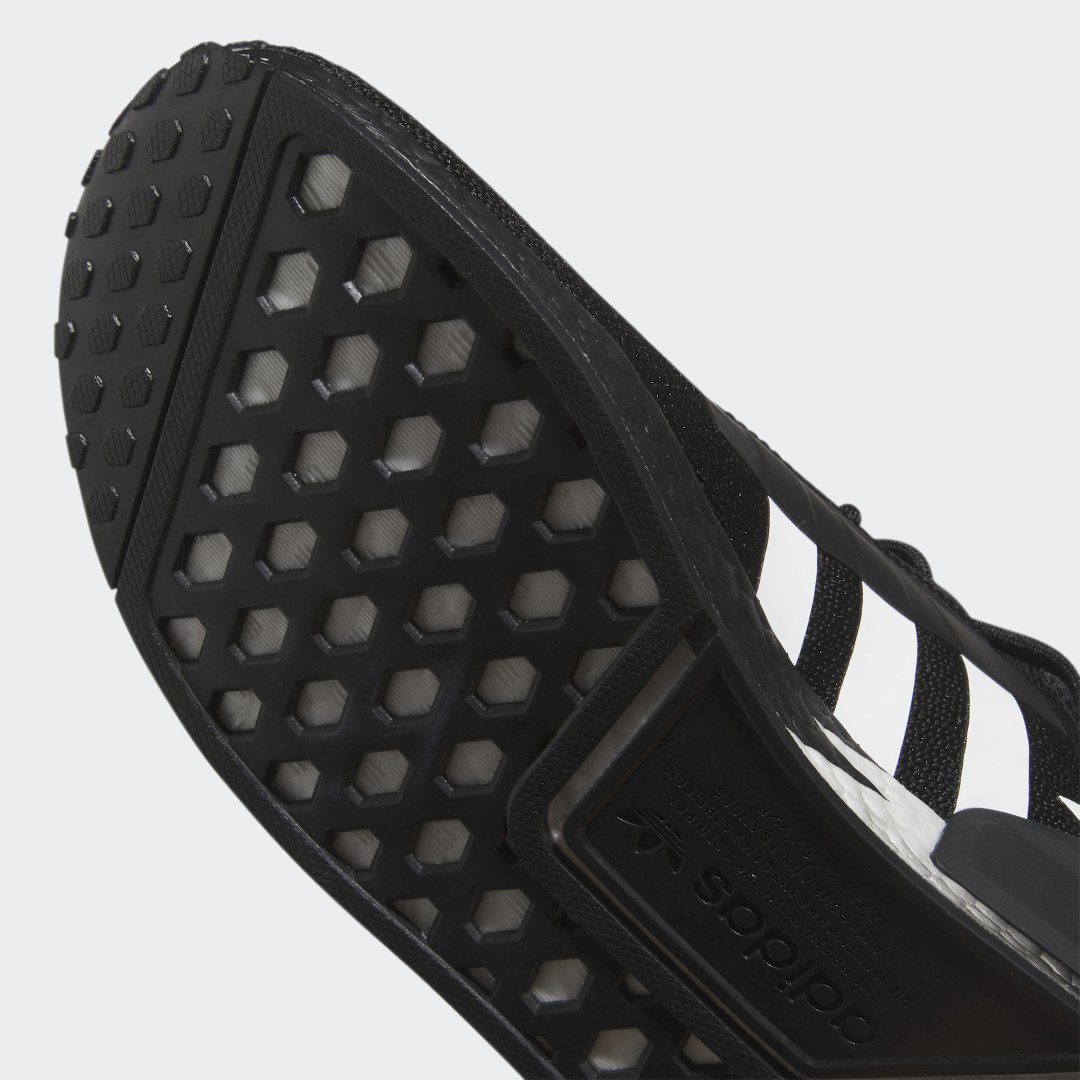 nmd r1 black white yellow