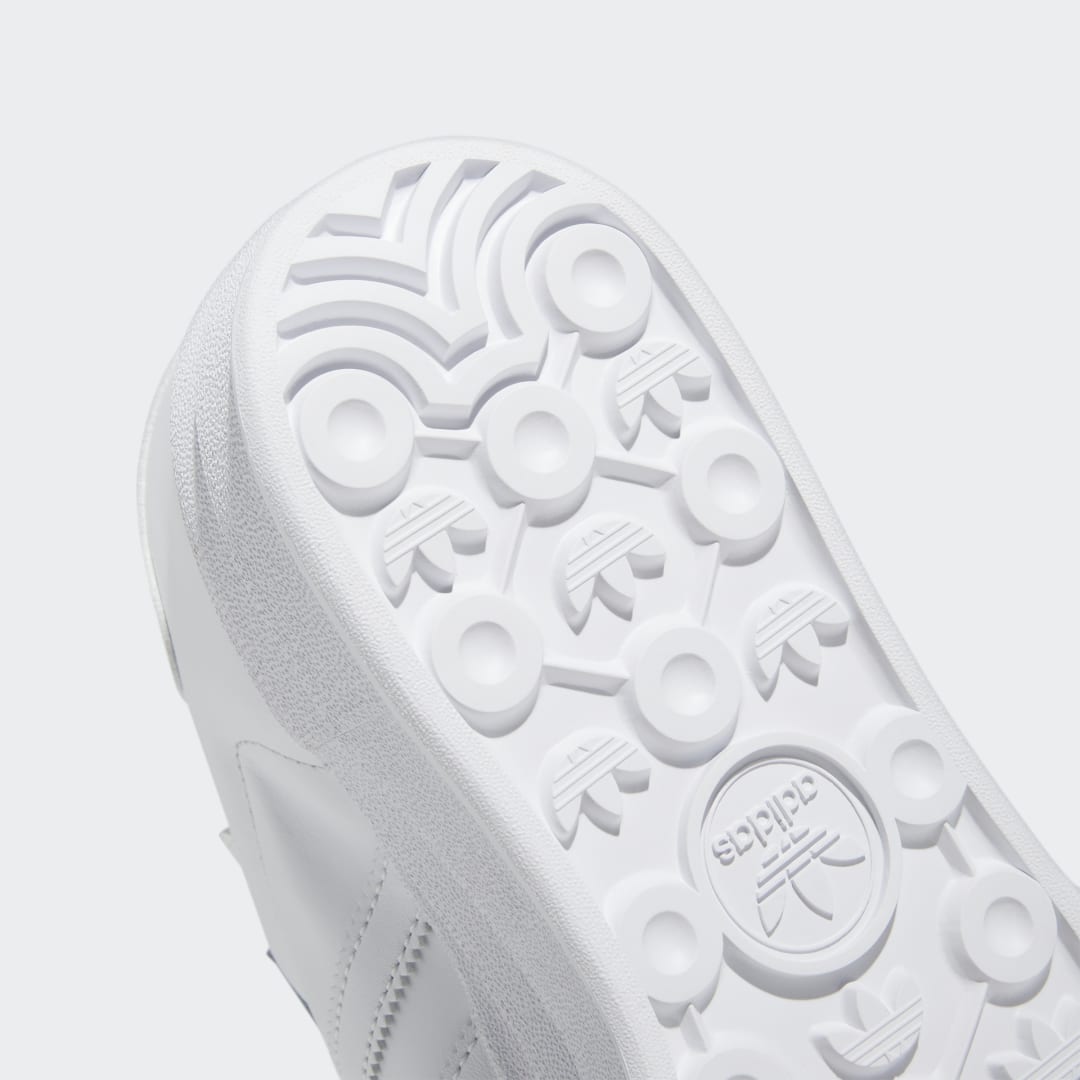 gazelle cloud white