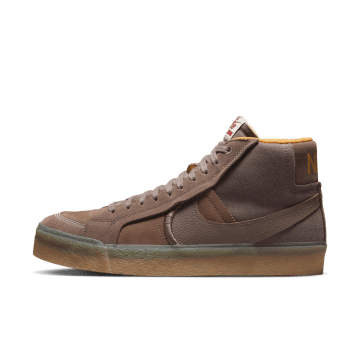 Nike SB Blazer Plum Eclipse / Kumquat / Gum Yellow / Plum Eclipse (DV5468-200)