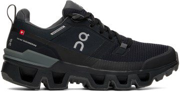 On Black Cloudwander Sneakers (73.98602)