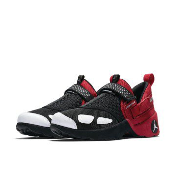 Jordan Trunner LX OG ‘Black & Gym Red’ (905222-001)