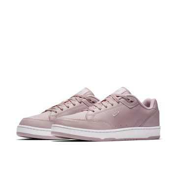 Nike Grandstand II ‘Particle Rose’ (AA2190-600)