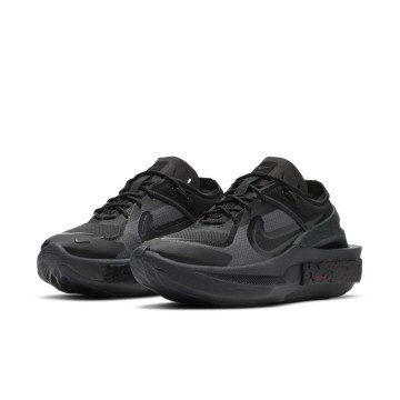 Nike Fontanka Edge ‘Triple Black’ (CU1450-001)