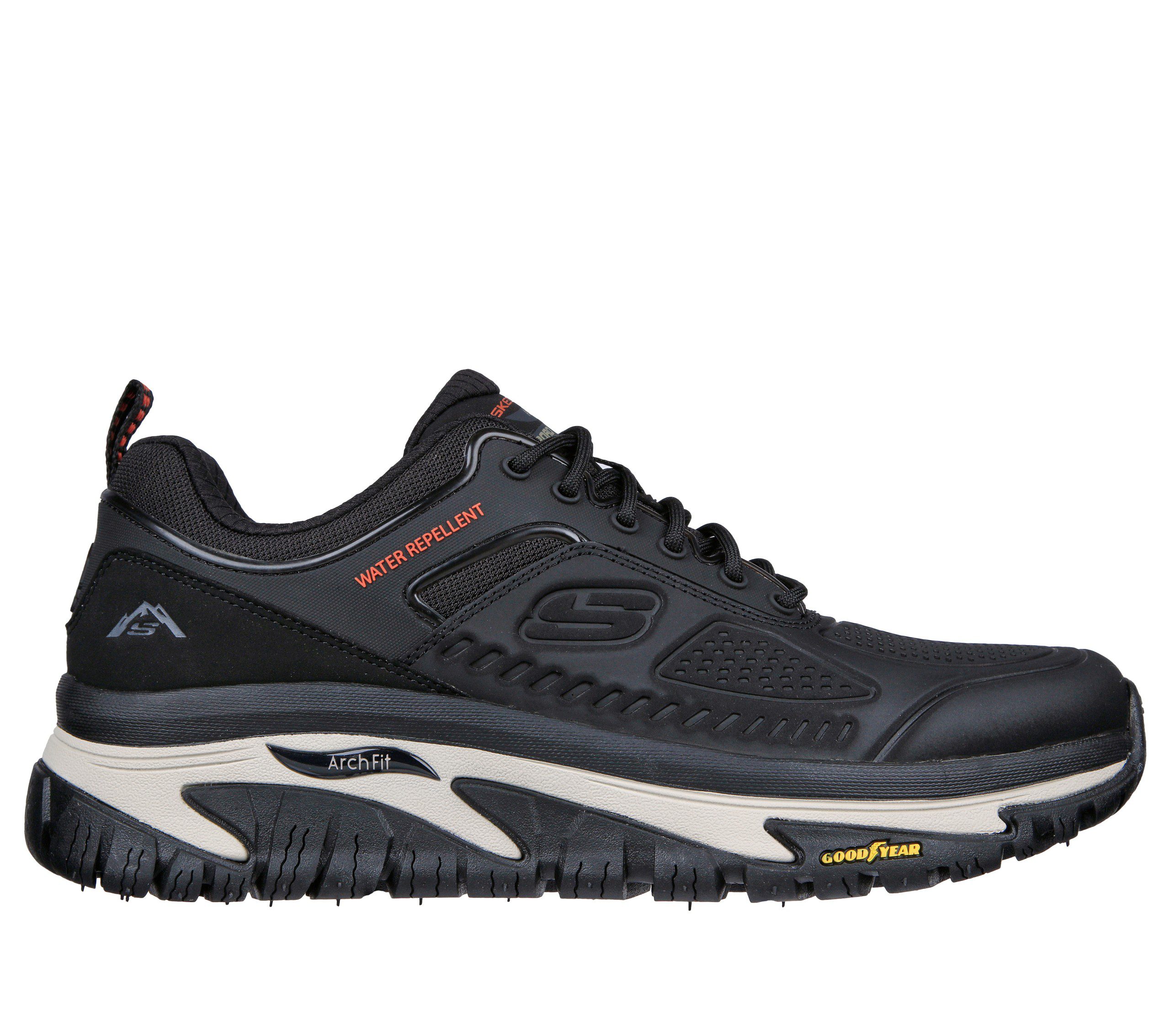 Skechers Relaxed Fit: Arch Fit Road Walker – Recon – Zwart (237333-BLK)
