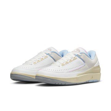 Air Jordan 2 Retro Low ‘Summit White and Ice Blue’ (DX4401-146)