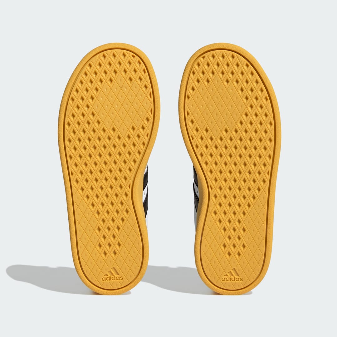 adidas Breaknet x Disney Mickey Mouse Cloud White / Core Black / Bold Gold (IG7163)