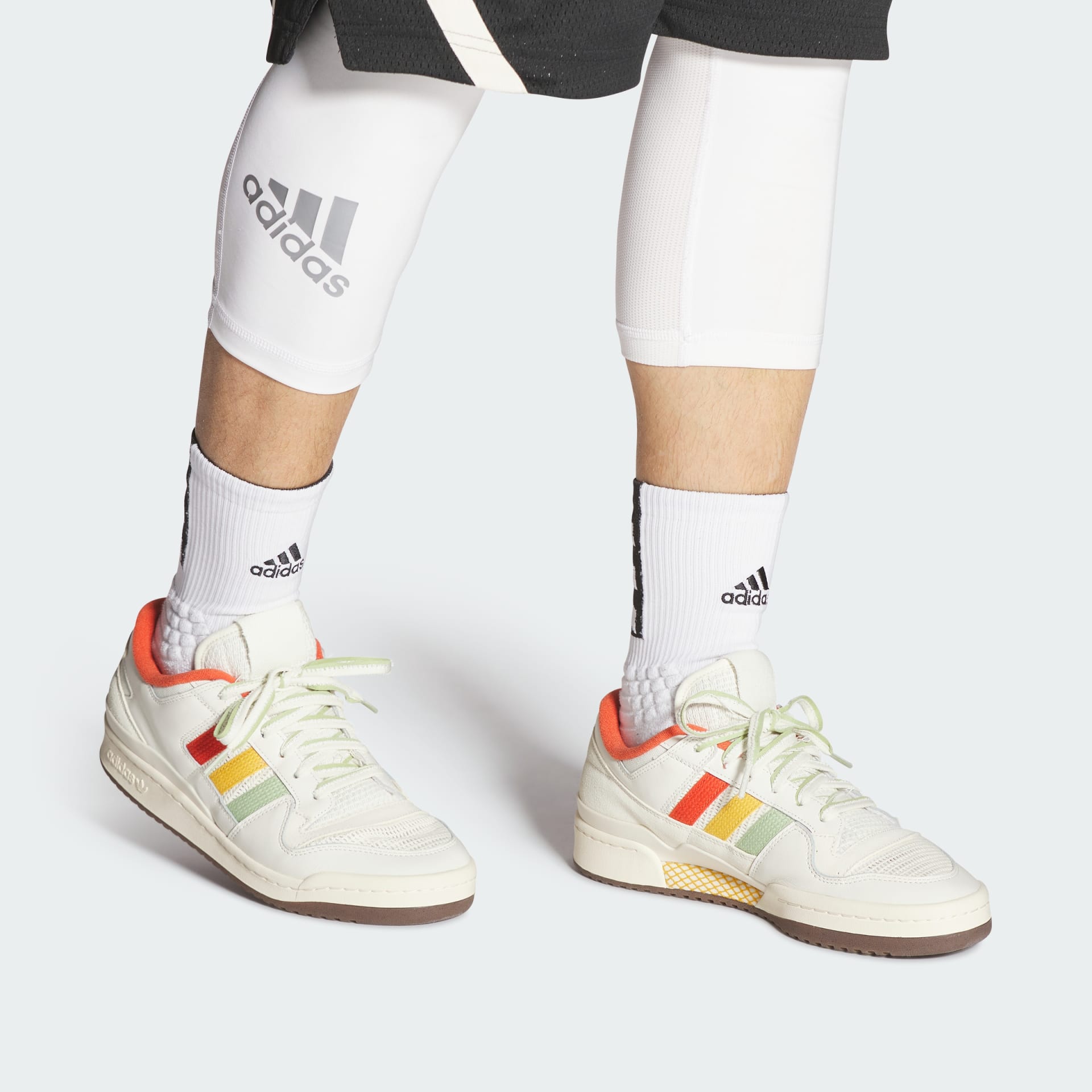 adidas Forum 84 Low Shoes (IE7128)