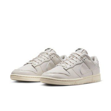 Nike Dunk Low Retro Premium ‘Light Orewood Brown’ (DZ2538-100)