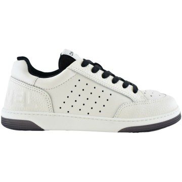 Chanel 22P Trainer White Black (Women’s) (G38808 Y55769 K3970)