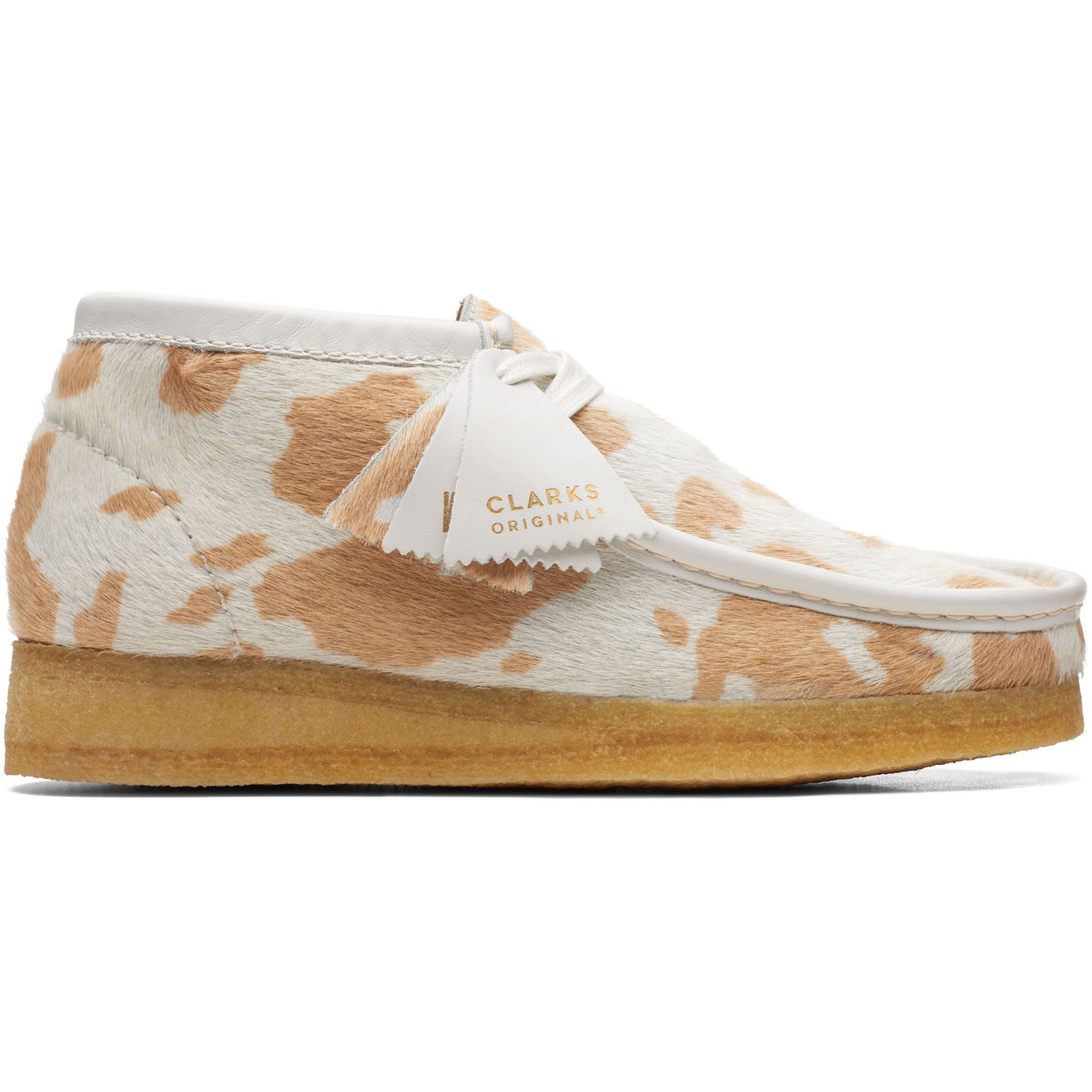 Clarks Originals Wallabee Boot Tan Cow Print (Women’s) (26165912)