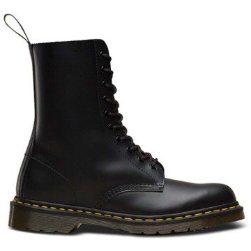 Dr. Martens 1490 Black Smooth Leather (10092001)