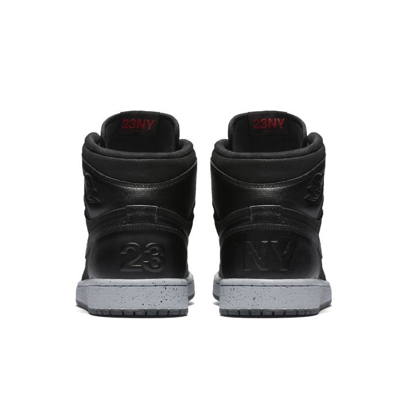 Jordan 1 Retro NYC (715060-002)