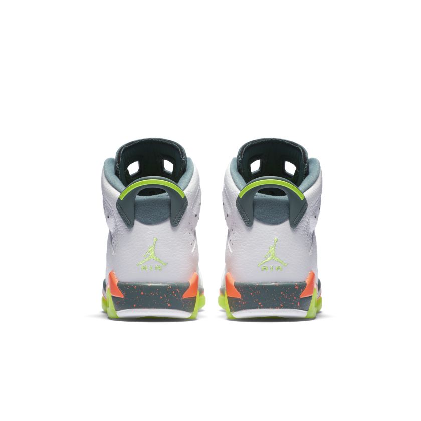 Jordan 6 Retro Bright Mango (GS) (384665-114)