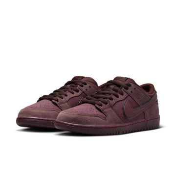 Nike SB Dunk Low Premium ‘Burgundy Crush’ (FN0619-600)