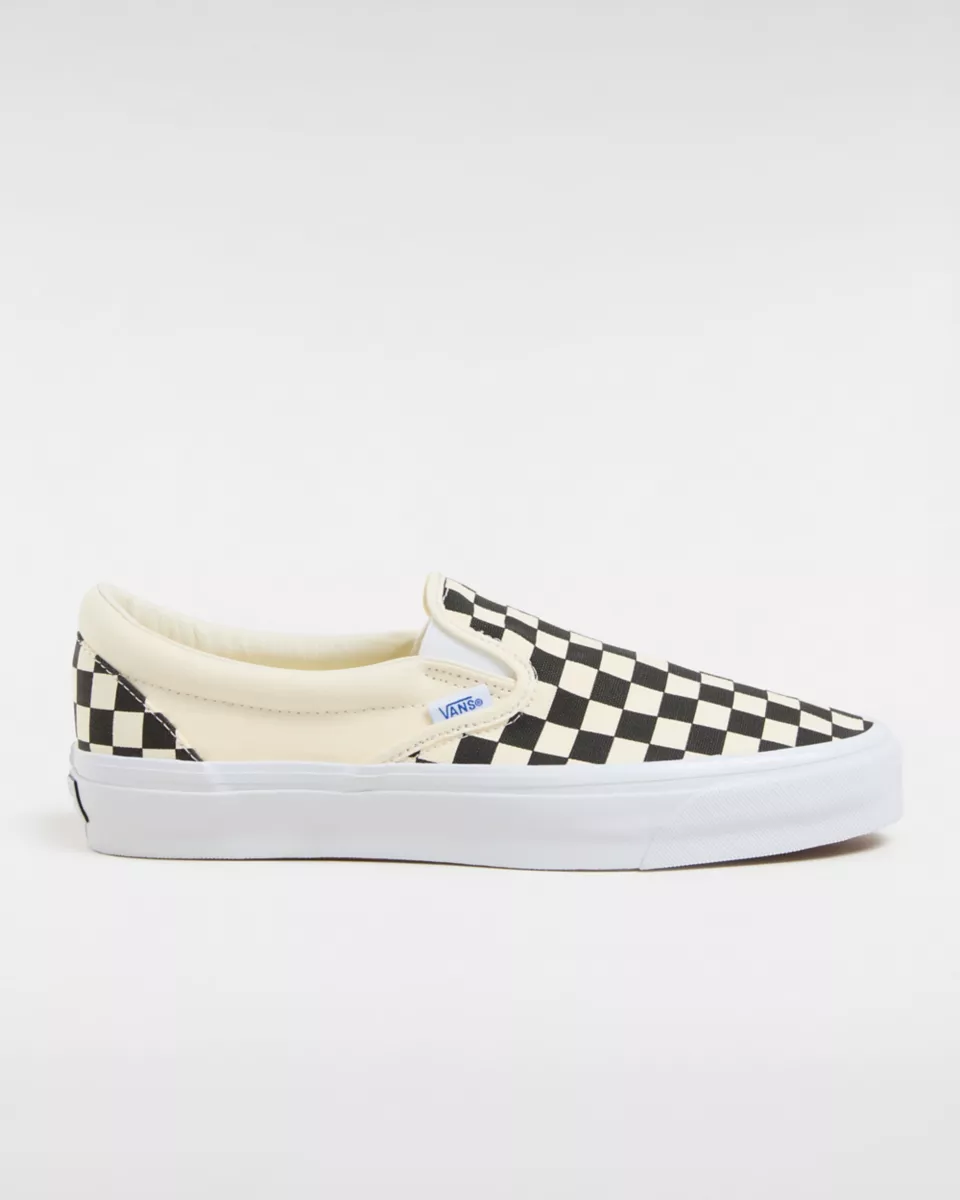 VANS Premium Slip-on 98 Zwart (VN000CSE2BO)