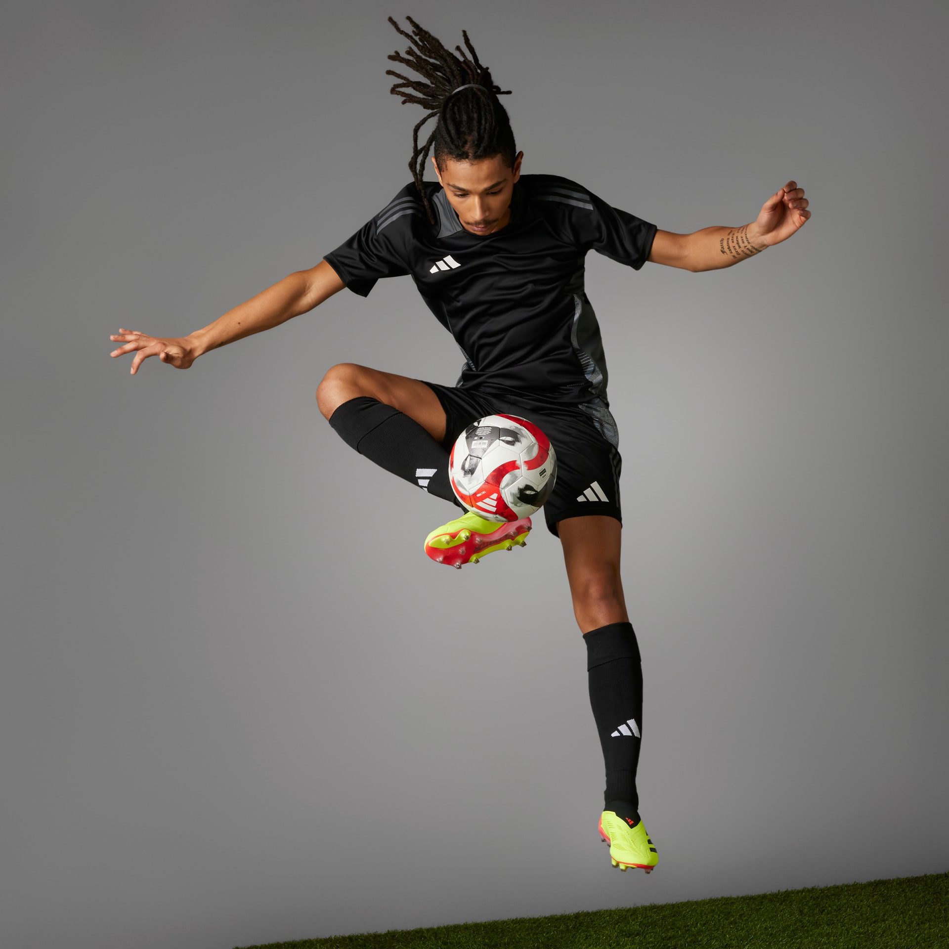 adidas Predator Elite Laceless Firm Ground Voetbalschoenen (IE2366)