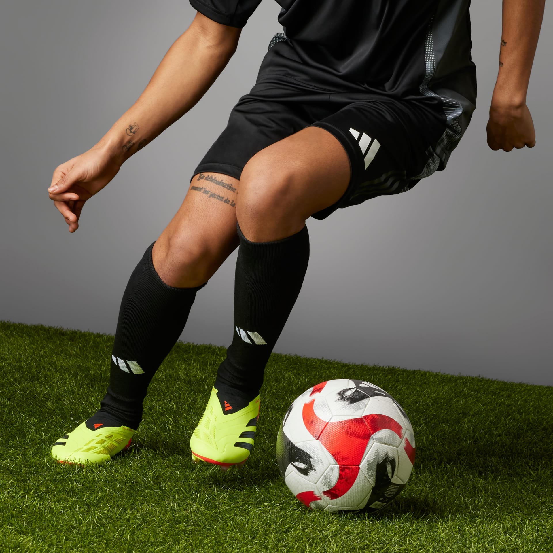 adidas Predator Elite Laceless Firm Ground Voetbalschoenen (IE2366)