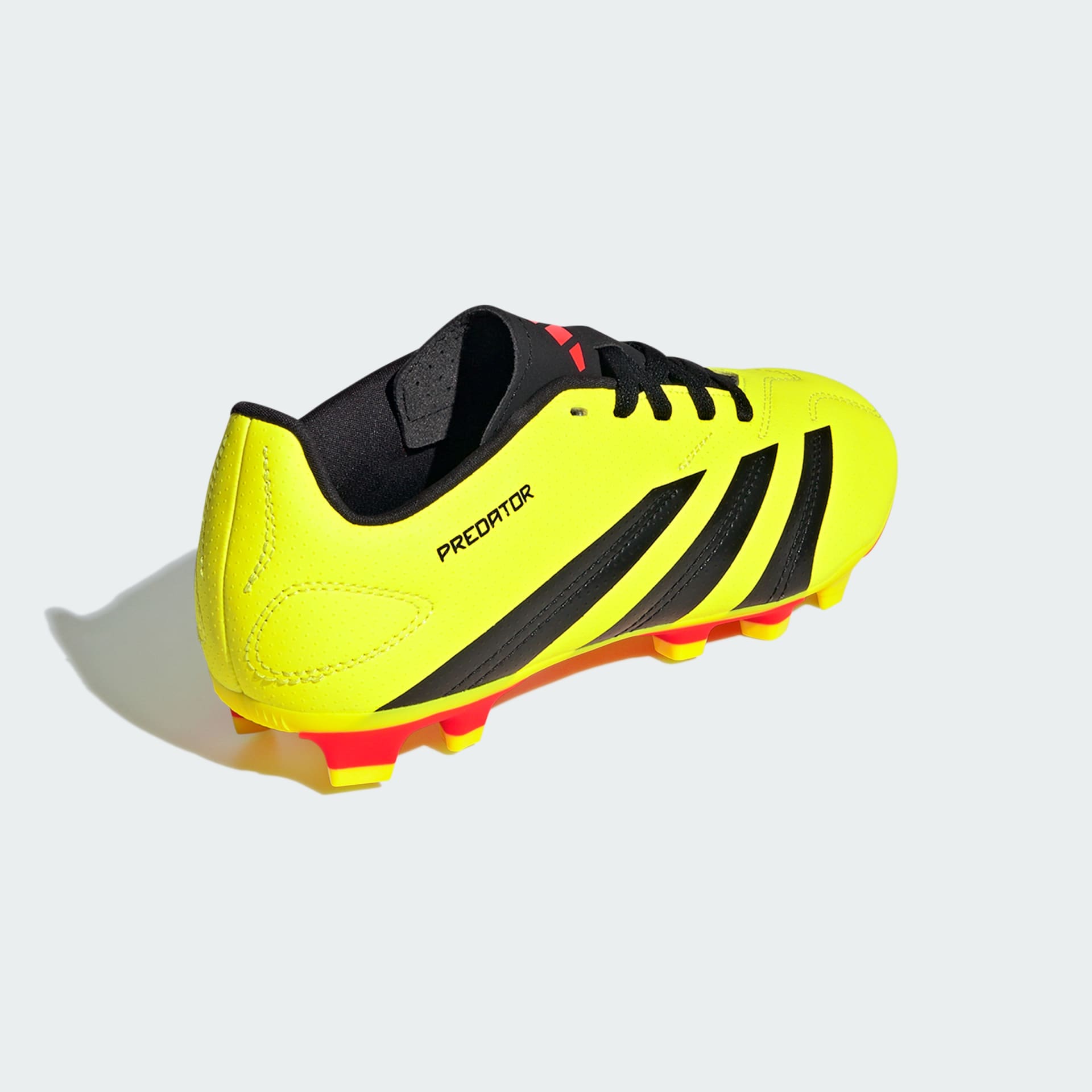 adidas Predator 24 Club Flexible Ground Voetbalschoenen (IG5426)