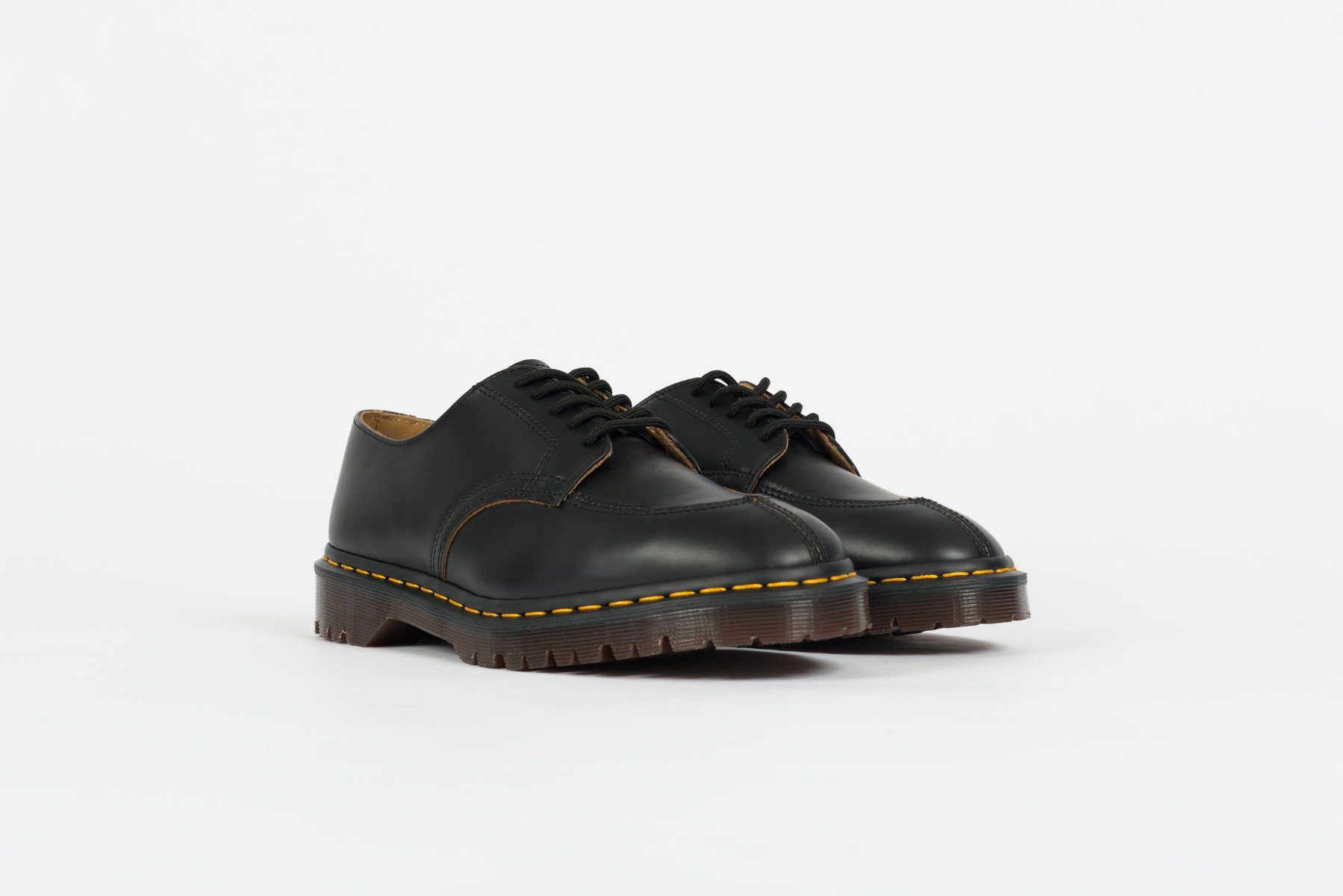 Dr. Martens 2046 Vintage “Black” (27451001)