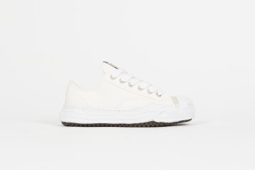 Maison Mihara Yasuhiro Hank Low “White” (A05FW702-WHT)