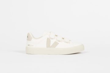 Veja Recife Chromefree Leather “White/Natural” (RC0502919)
