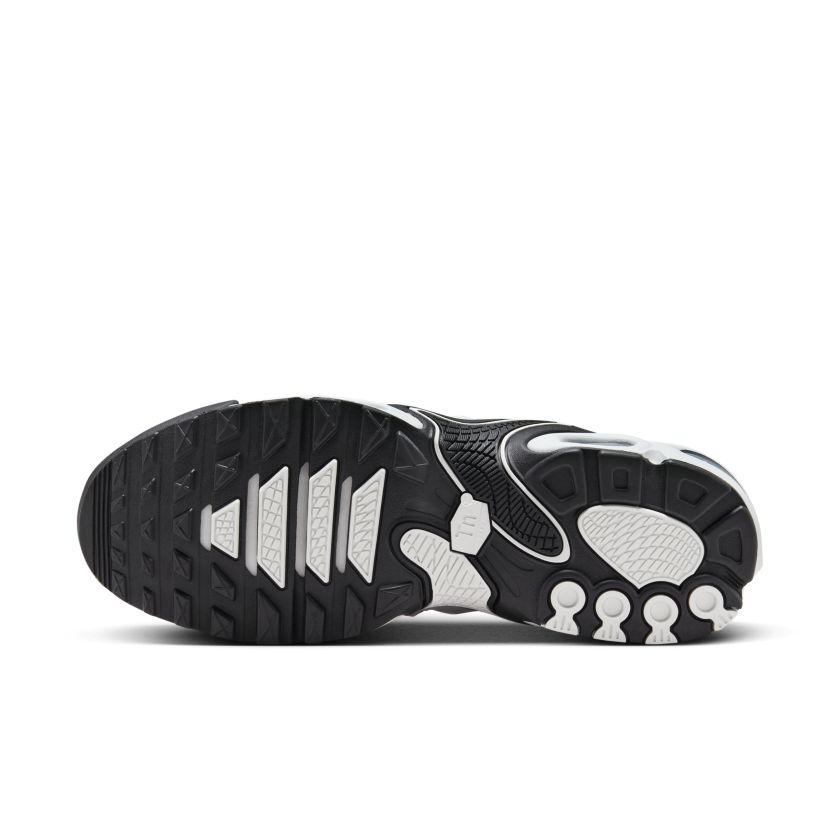 Nike Air Max Plus Drift ‘Panda’ (FV4081-102)